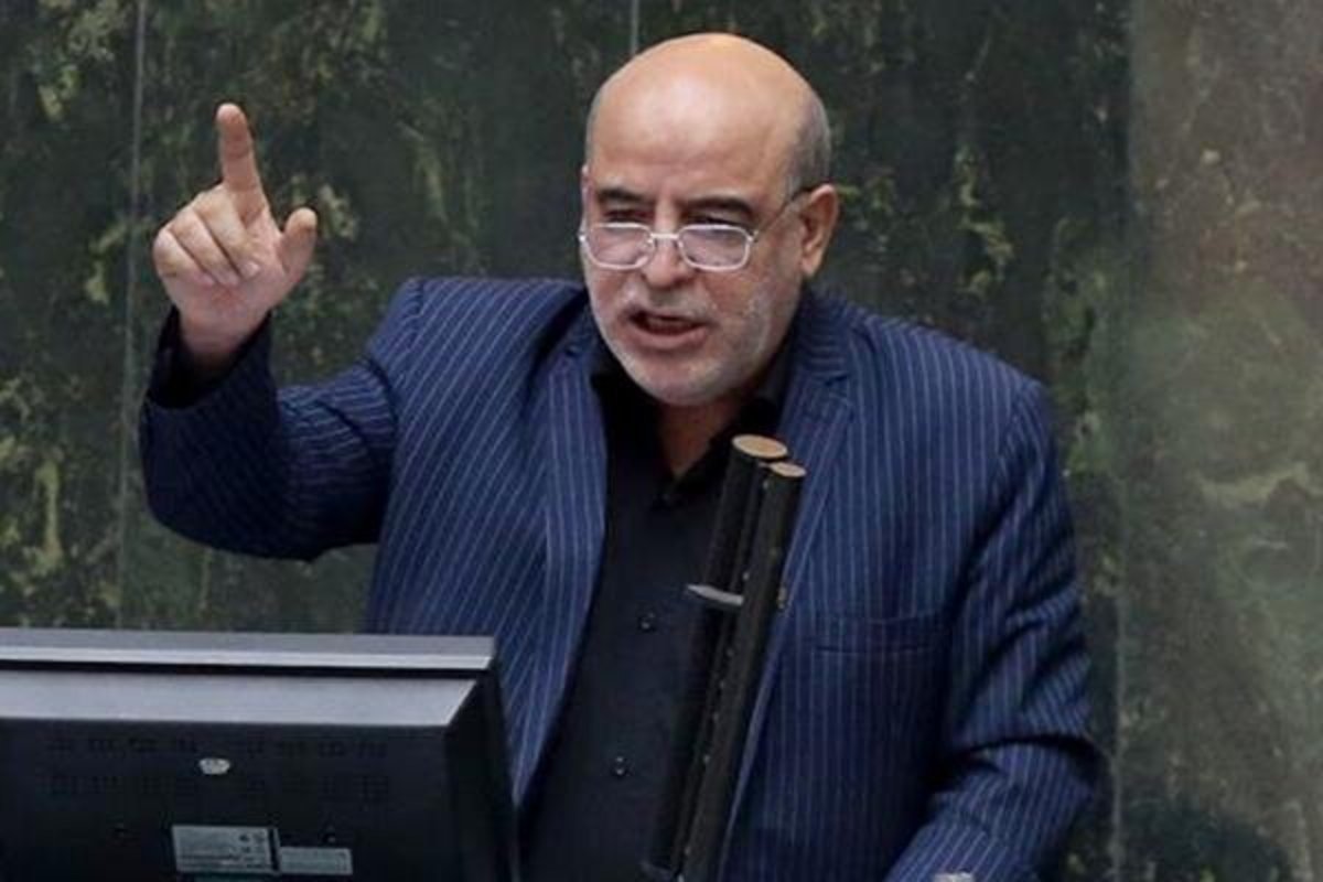 درخواست شاکری برای جدایی رئیس مجلس از ریاست فراکسیون انقلاب اسلامی