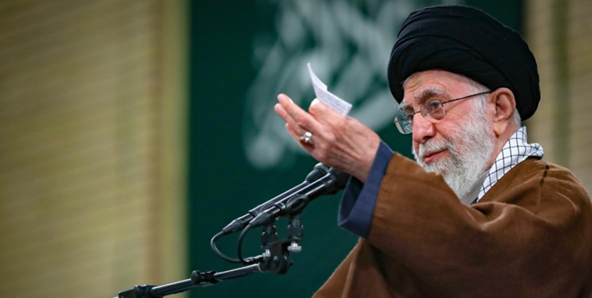 رهبر انقلاب: فتح خرمشهر ناشی از عزم راسخ، ازخود گذشتگی و ابتکار عمل بود