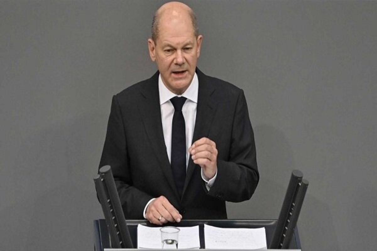شولتز در داووس: پوتین نباید برنده شود!