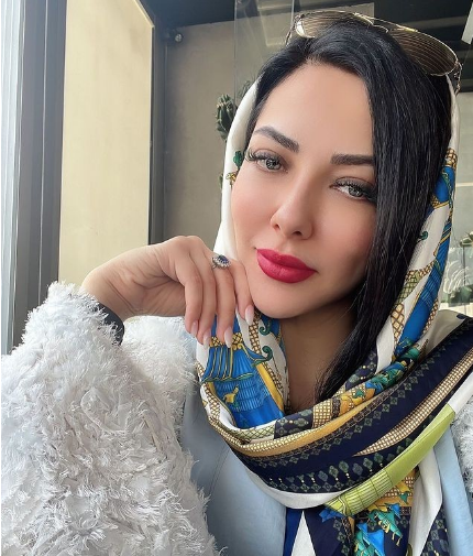 چشمان کهکشانی لیلا اوتادی چشمان کهکشانی لیلا اوتادی