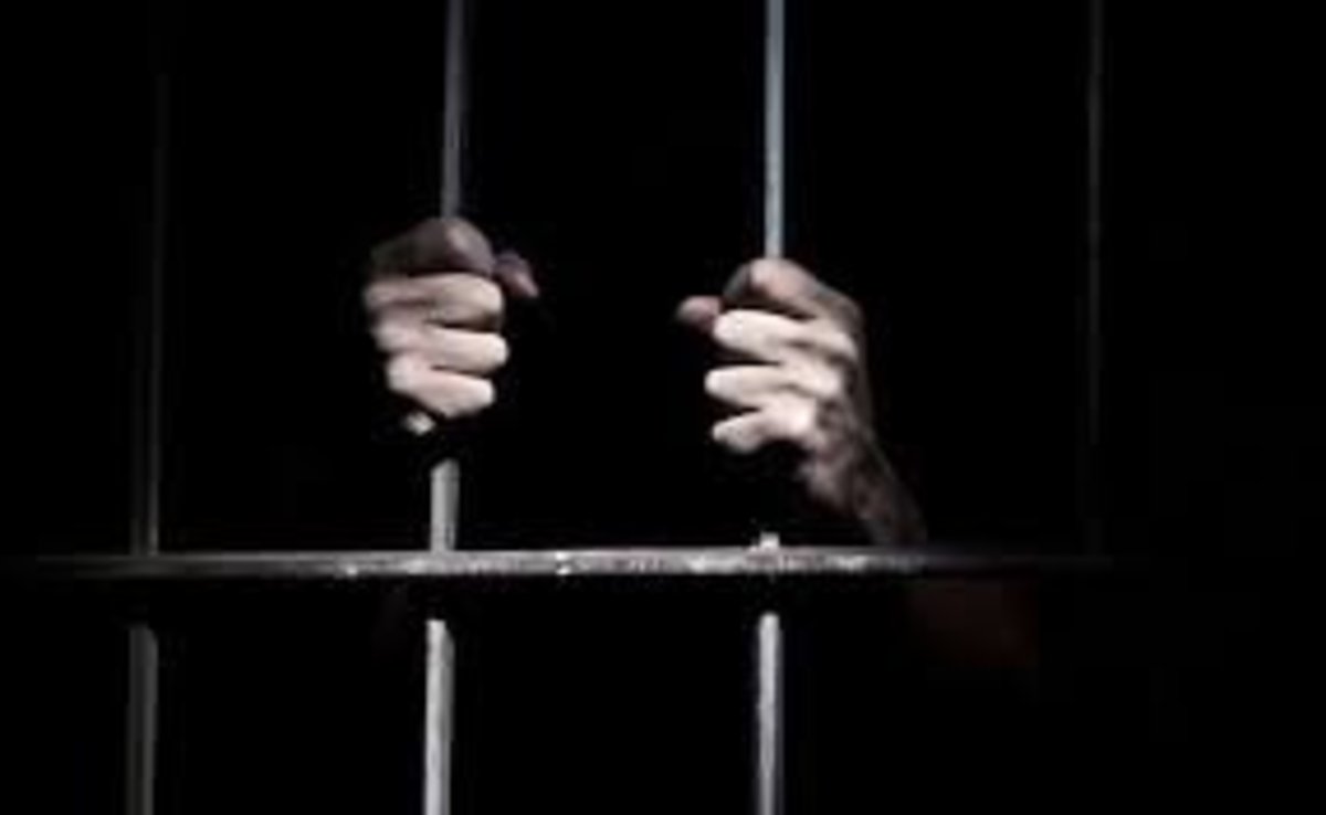 گفت‌وگوی سفیر کشورمان با تعدادی از زندانیان ایرانی در باکو