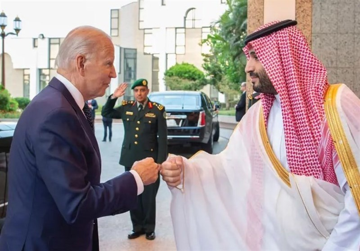 عطوان: رئیس جمهور آمریکا دست خالی از منطقه برگشت/ دو سیلی ایران به بایدن