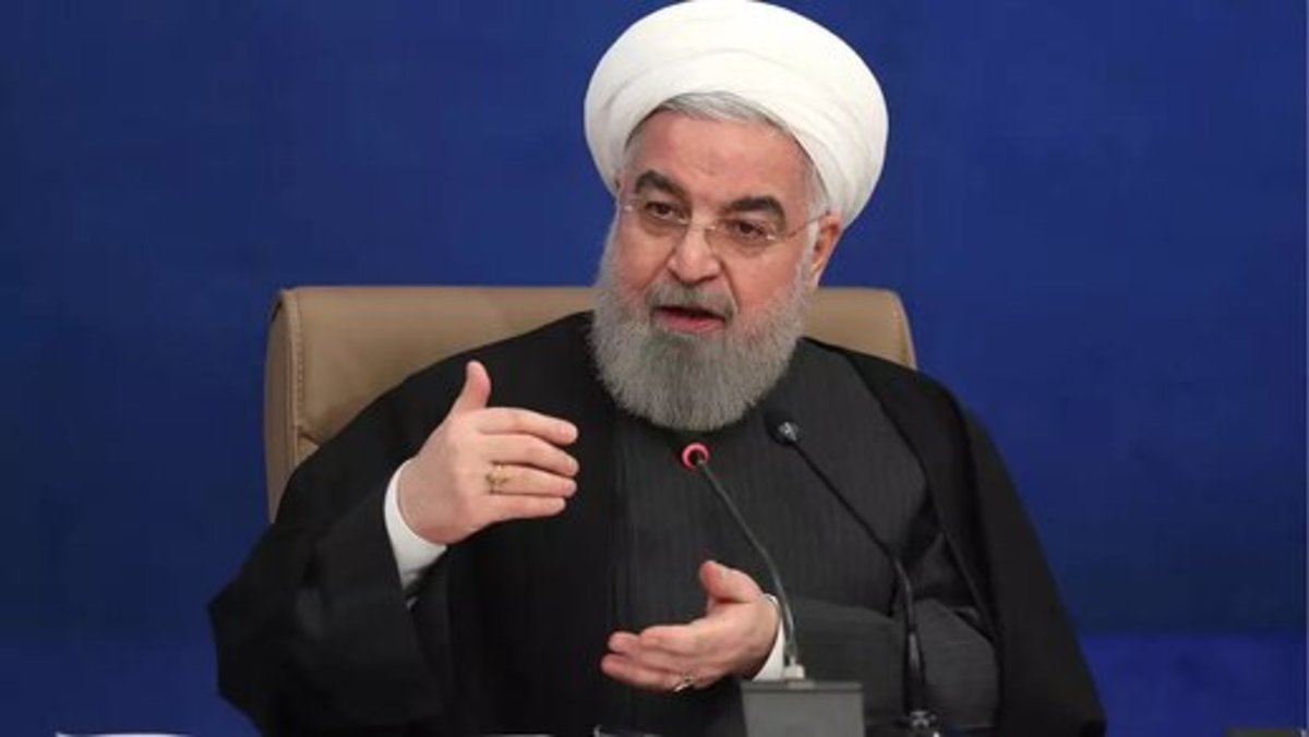 روحانی: دولت را با چند صد میلیون تحویل گرفتم و با چند میلیارد دلار اسکناس تحویل دادیم