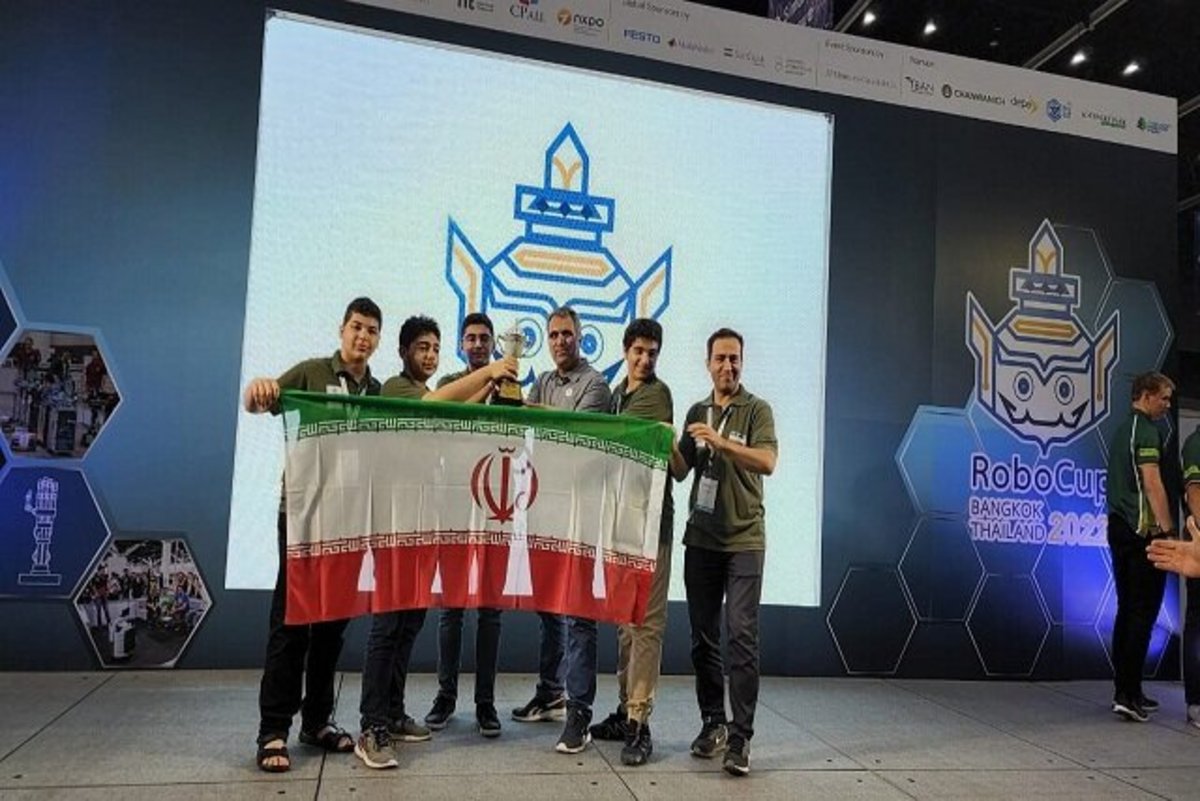 قهرمانی تیم دانش‌آموزی 
