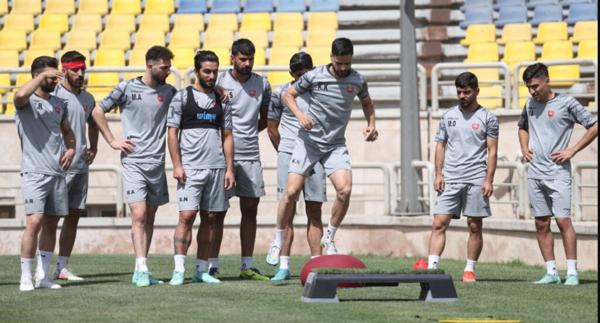بی‌برنامگی محض پرسپولیس: گفتند گوش به زنگ باشید، خبر می‌دهیم!