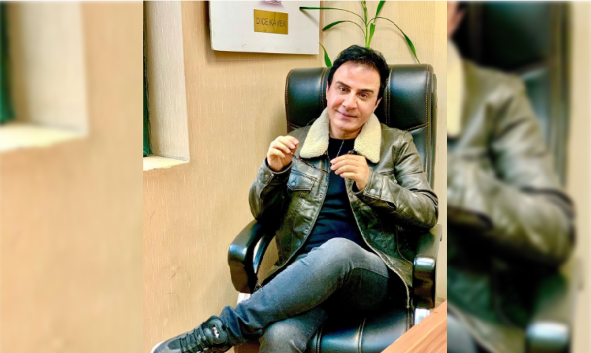 داریوش فرضیایی:گل بی خار فقط خداست