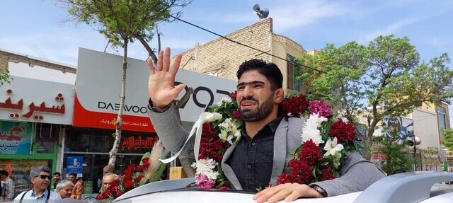 ماجرای قهرمانی که به یک ستاره خاموش تبدیل شد/ افول داریوش حضرت‌قلی‌زاده