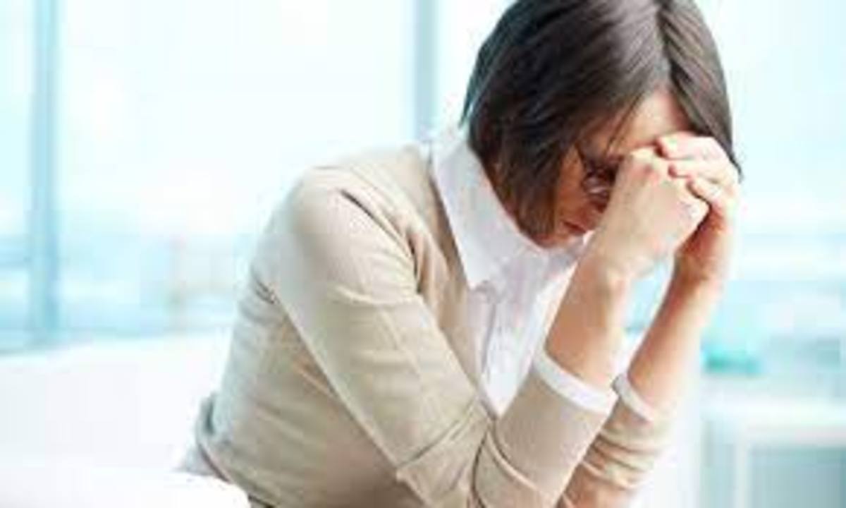 با همه درد دل می‌کنم و بعدش عذاب وجدان می‌گیرم