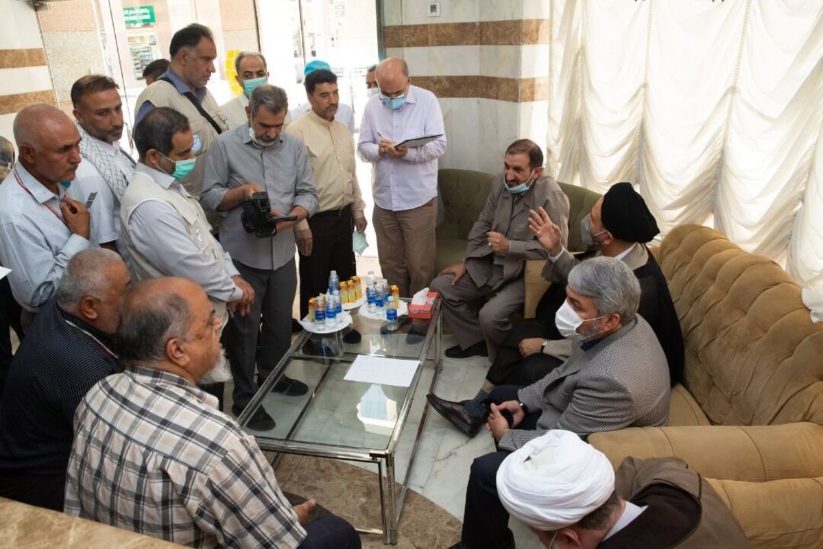 حضور مسئولان حوزه حج و زیارت در جمع زائران ایرانی در مدینه منوره