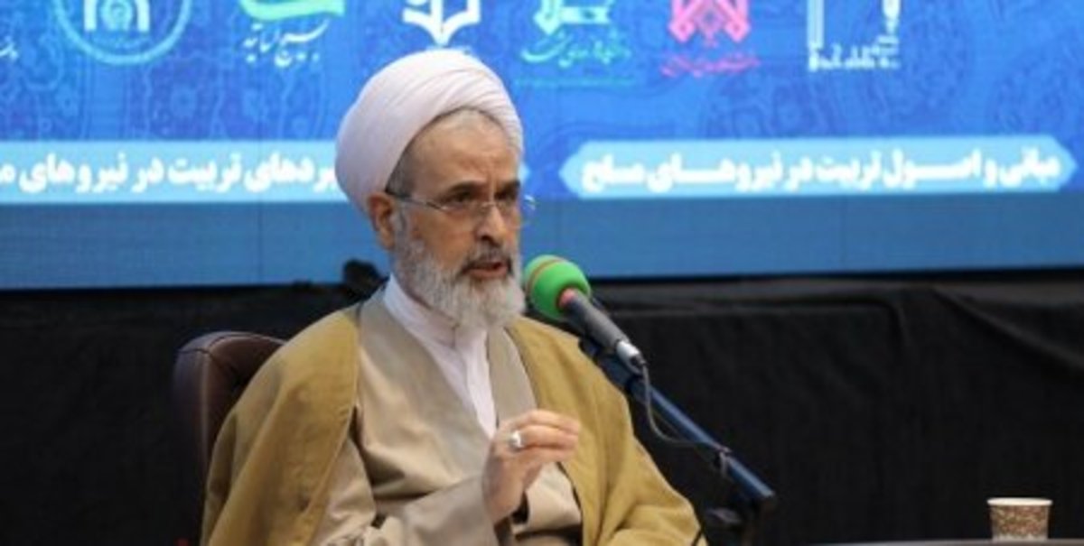 مدیر حوزه‌های علمیه: نظام اخلاقی نیرو‌های مسلح تدوین شود