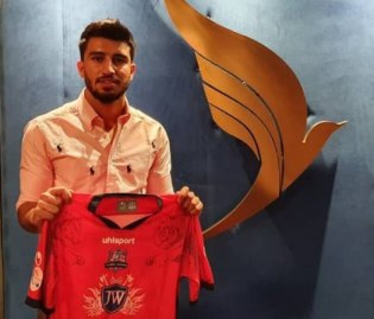 مطهری شریفی را از پرسپولیس به نساجی کشاند