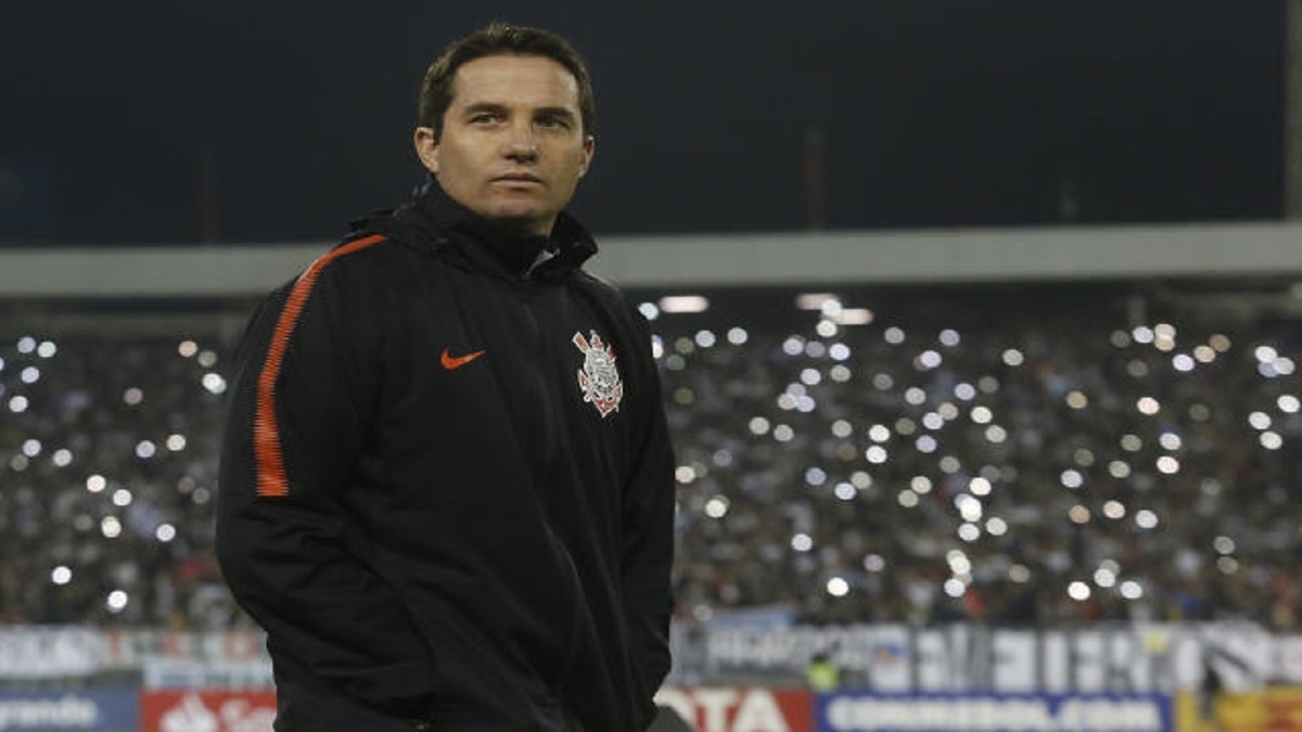 مربی برزیلی در آستانه توافق با پرسپولیس