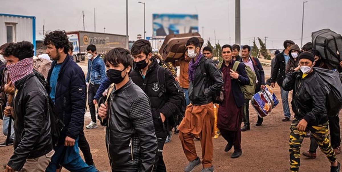 بازگشت بیش از هزار مهاجر افغانستانی طی هفته جاری به کشورشان