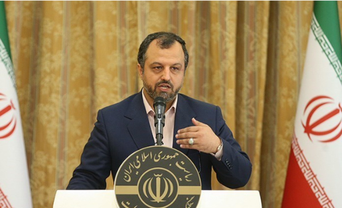 وزیر اقتصاد: جذابیت‌ها و امتیازات مناطق آزاد را با مالیات ارزش افزوده زایل کرده‌ایم