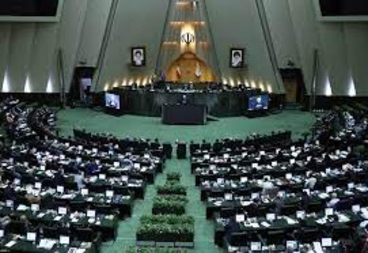 دستور کار صحن خانه ملت/ سوال نمایندگان از وزیر ورزش