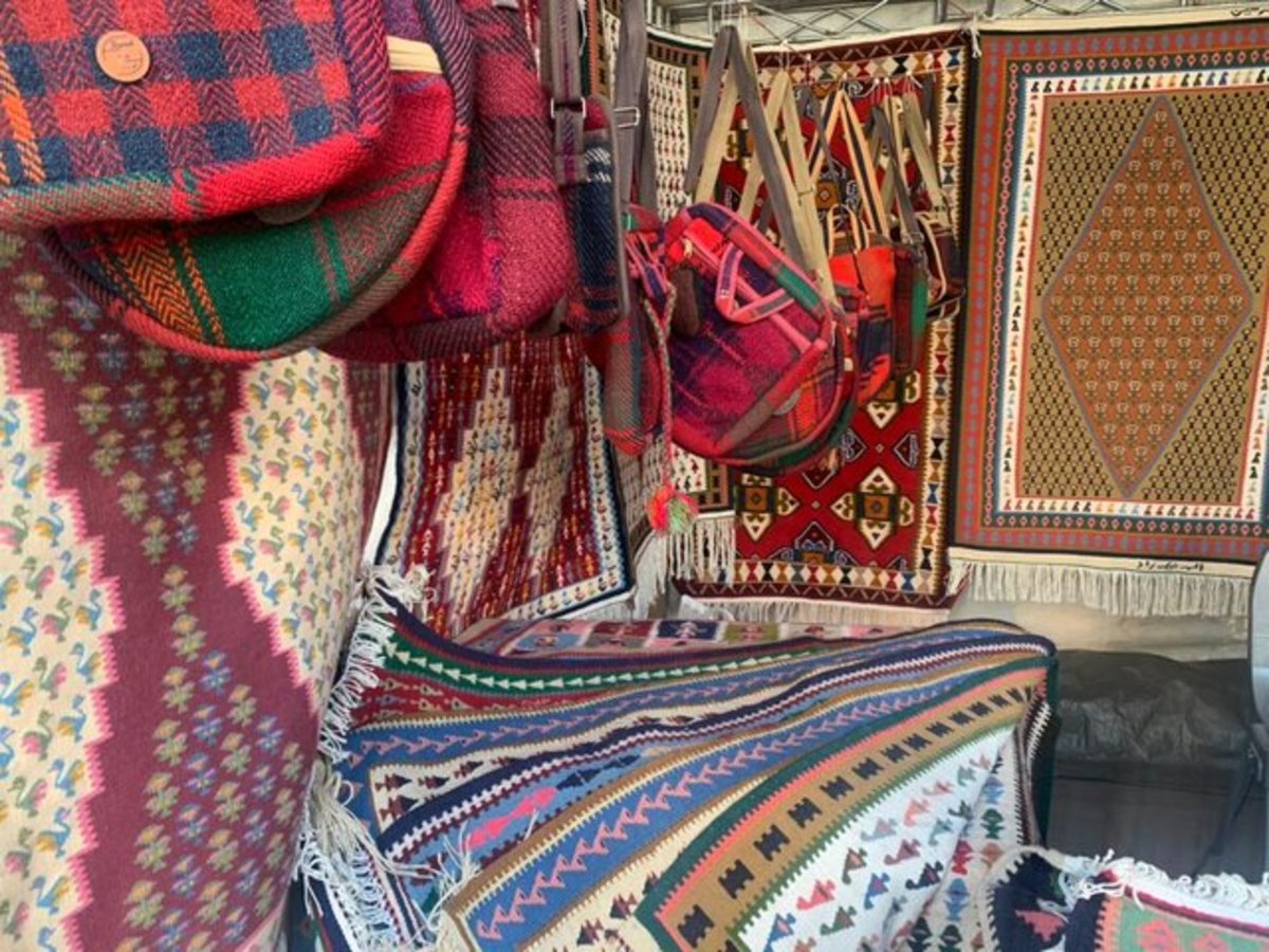 سهم کمتر از ۱ درصدی فرش و صنایع دستی از صادرات غیرنفتی