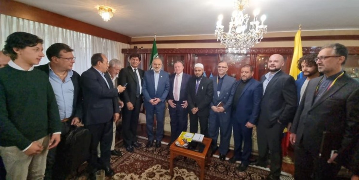 حسینی در دیدار نمایندگان کلمبیا: ایران توسعه روابط با کشور‌های مستقل و آزادیخواه را پیگیری می‌کند
