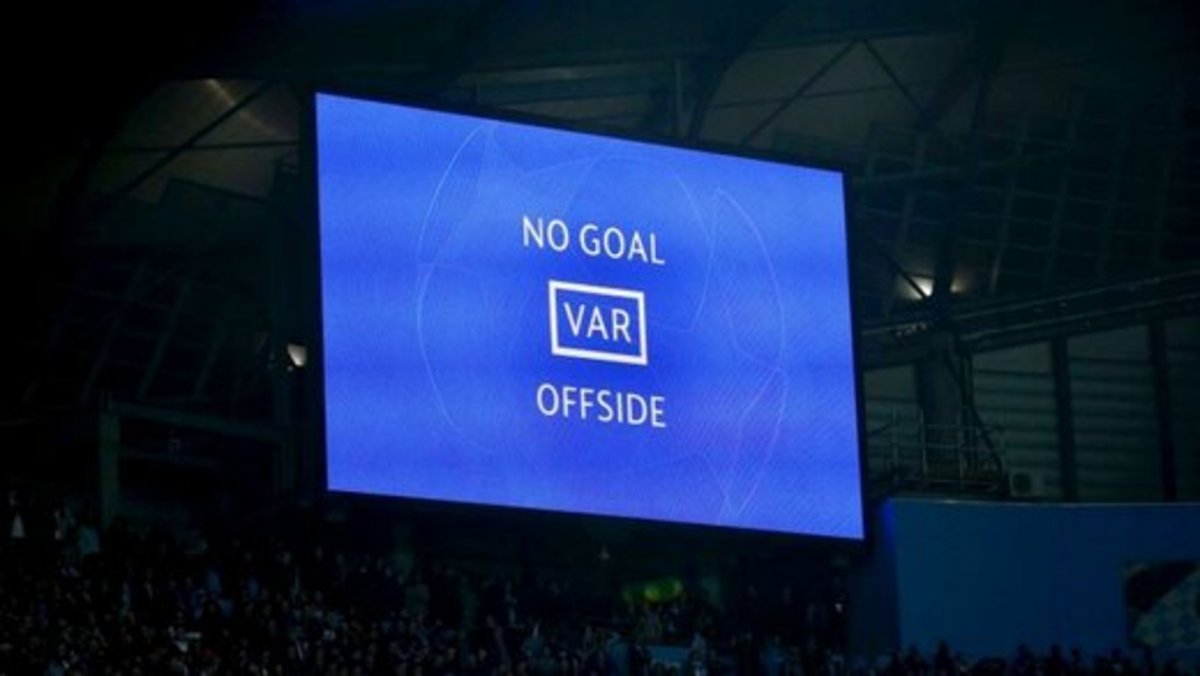جان مادرتان VAR را به ایران بیاورید!