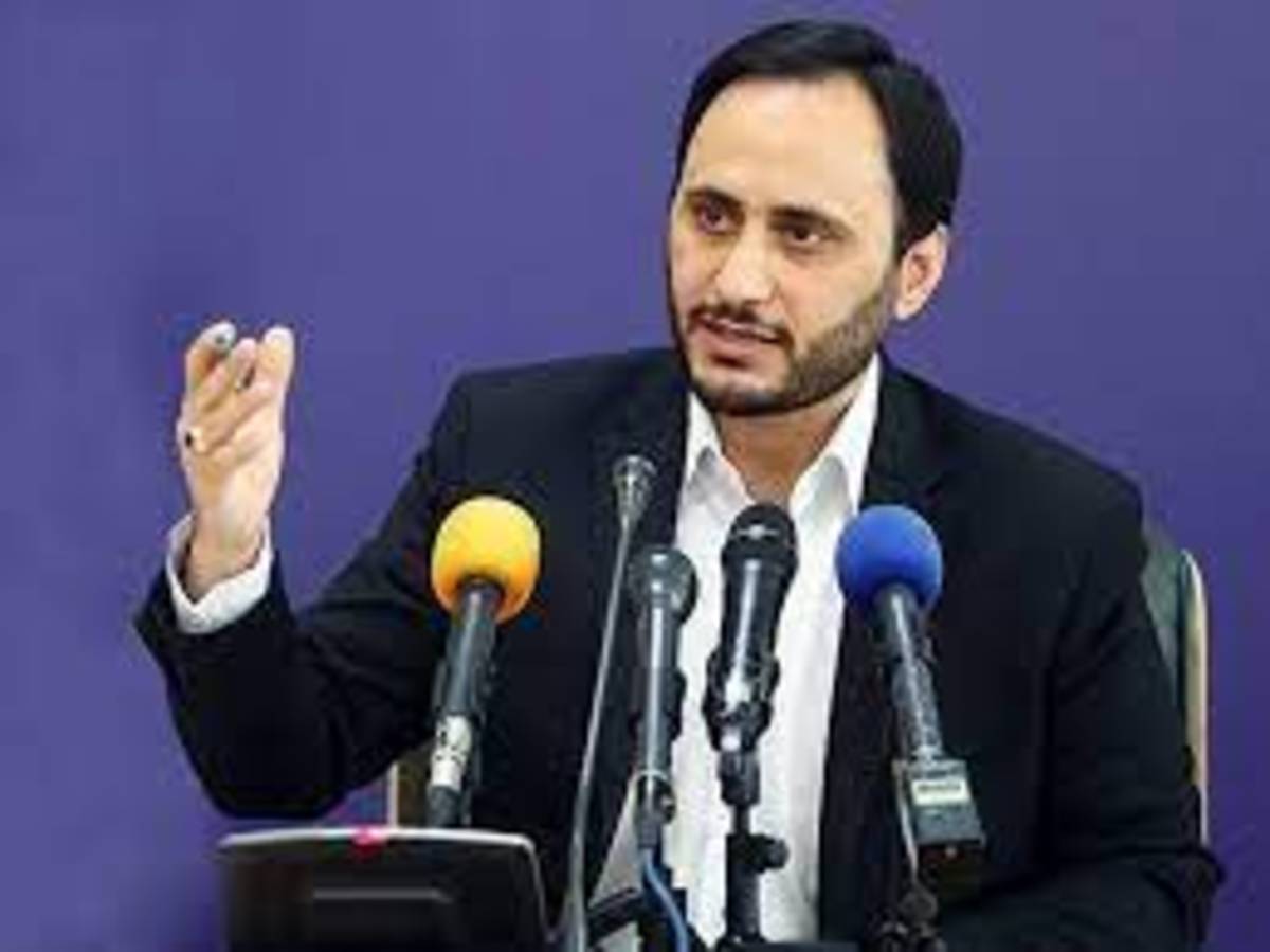 بهادری جهرمی: ۳ نسخه دیگر از ماهواره خیام ساخته می‌شود