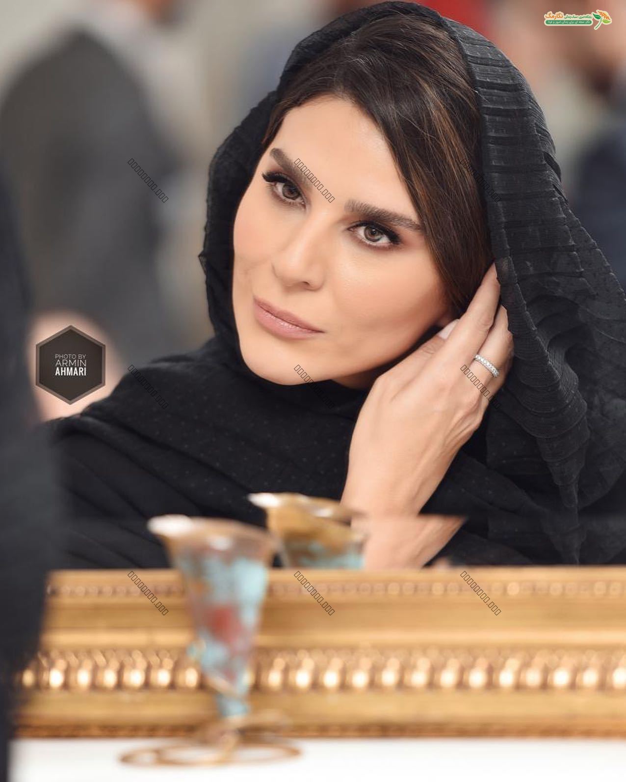 فقط کیف همرنگ پیدا نکردم ست کنم ! فقط کیف همرنگ پیدا نکردم ست کنم !