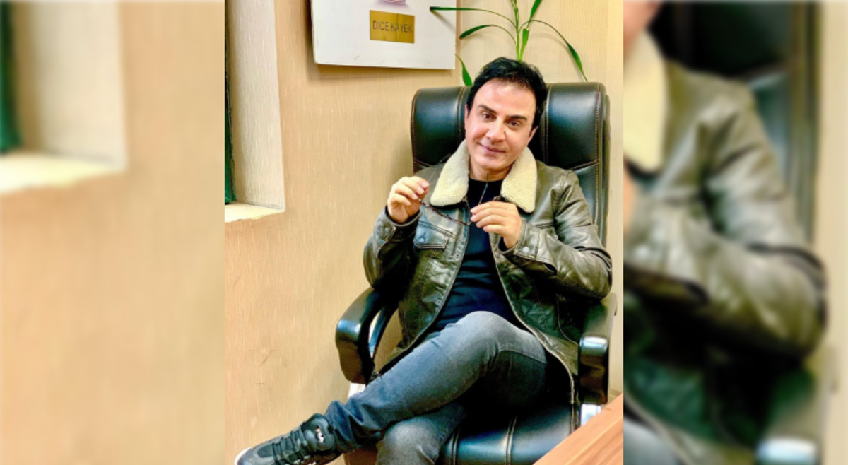 عمو پورنگ جوان‌تر از همه‌ی همسن و سالاش