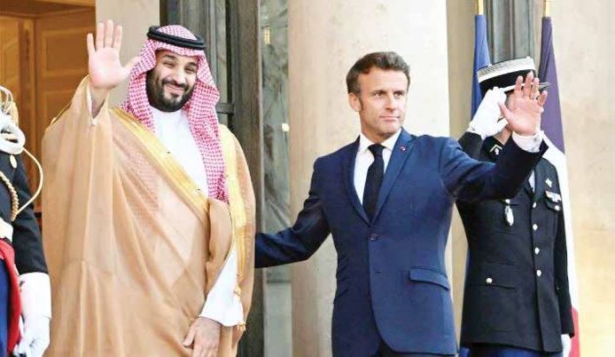 صرف حقوق بشر با کارد و چنگال سر میز شام الیزه!