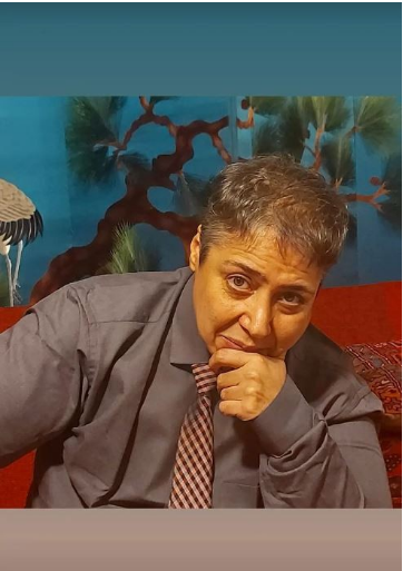 ژست متفکرانه مازیار لرستانی با نگاهی متعجب ژست متفکرانه مازیار لرستانی با نگاهی متعجب