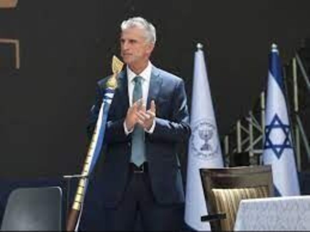 بیانیه تکراری دفتر لاپید درباره پرونده هسته‌ای ایران