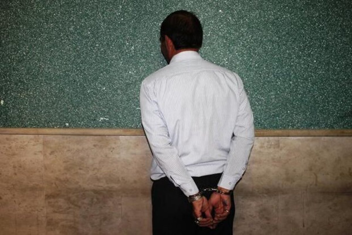 دستگیری سارقی با ۱۴ فقره سرقت در قروه