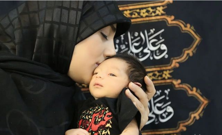 فاز معنوی ستاره سادات قطبی و فرزندش در اربعین