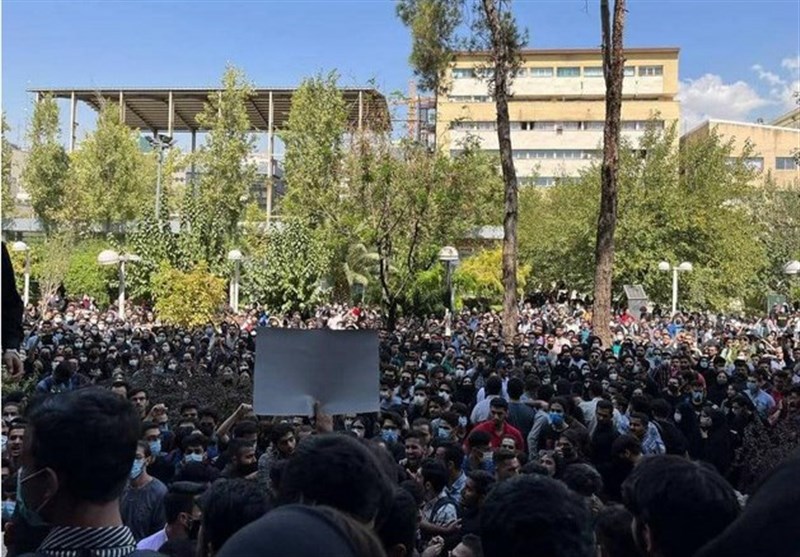 تجمعات دانشجویی برای روشن شدن ابعاد حادثه فوت مهسا امینی