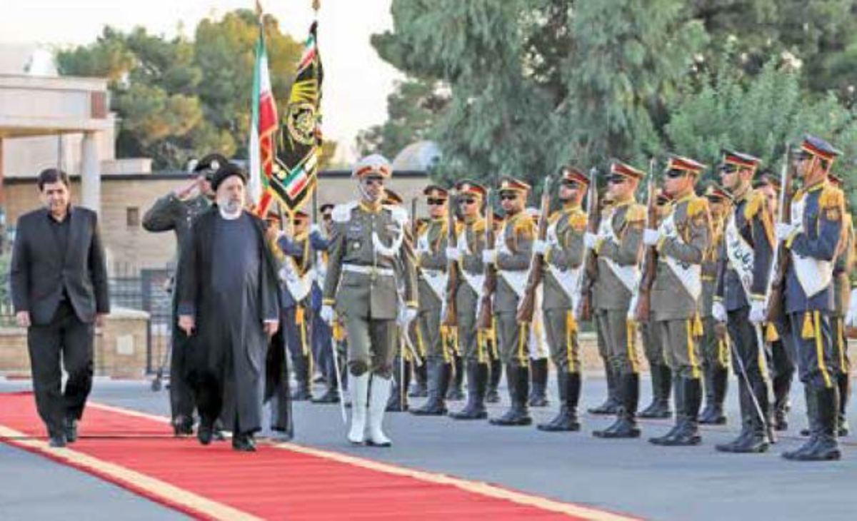 دفاع بدون لکنت از حقوق ملت ایران