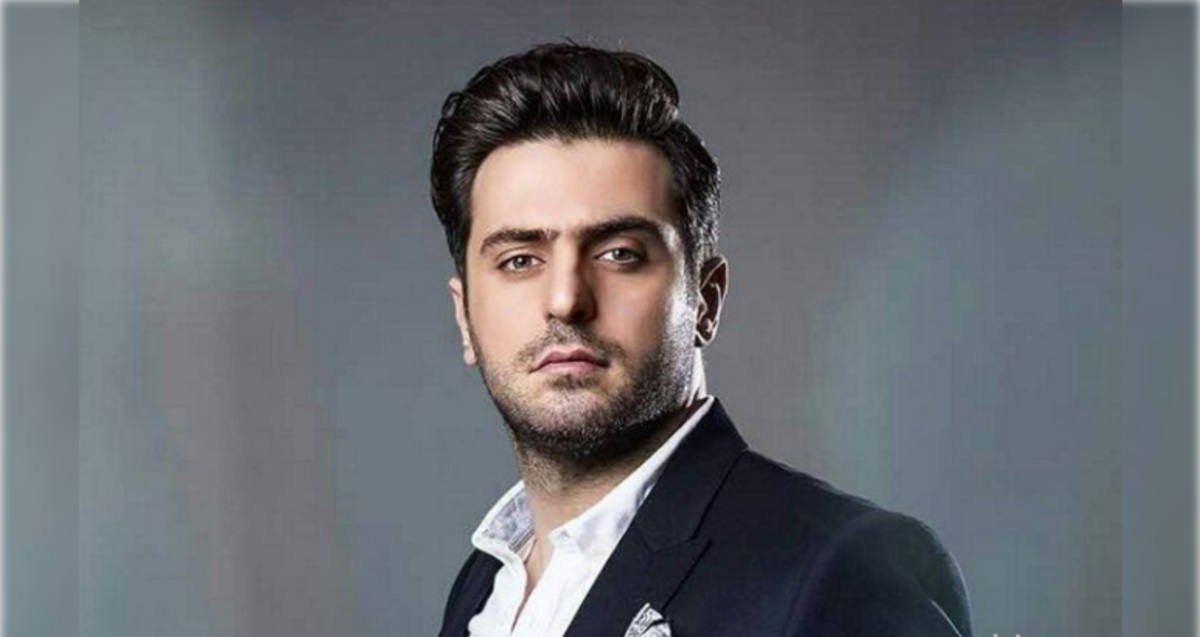 شال سرکردن علی ضیا به سبک عربی