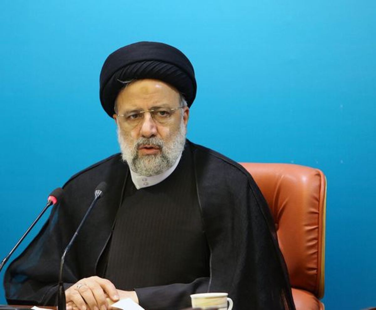 رئیسی: زحمات کادر درمان با هیچ ترازویی قابل اندازه‌گیری نیست