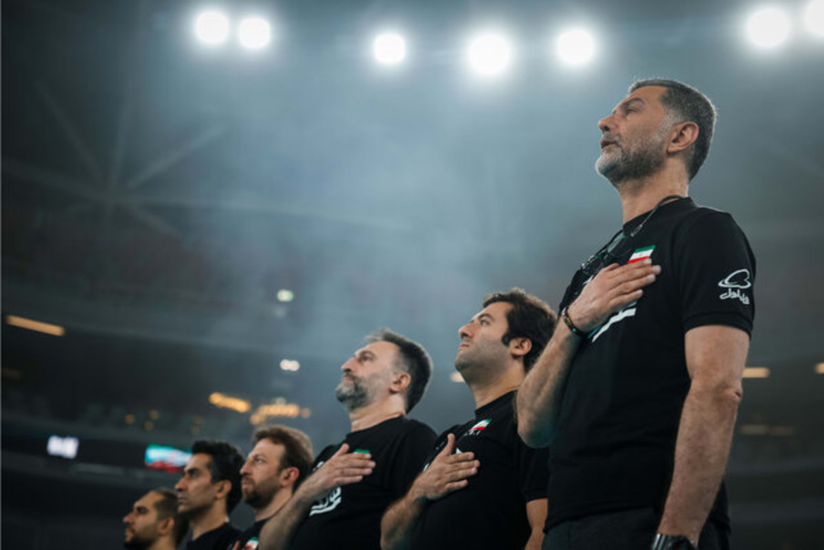 سرمربی والیبال ایران: سعی می‌کنیم خطا‌ها را کم کنیم
