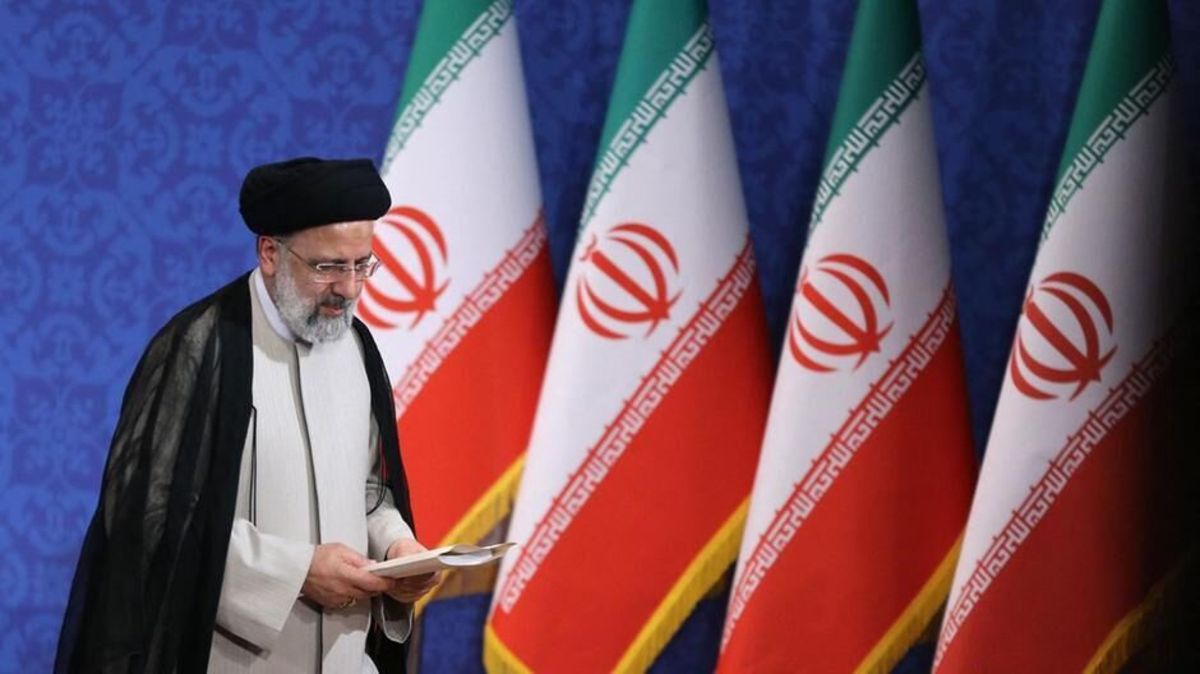 بزرگ‌ترین دستاورد تعامل یکساله مجلس و دولت، آرامش سیاسی