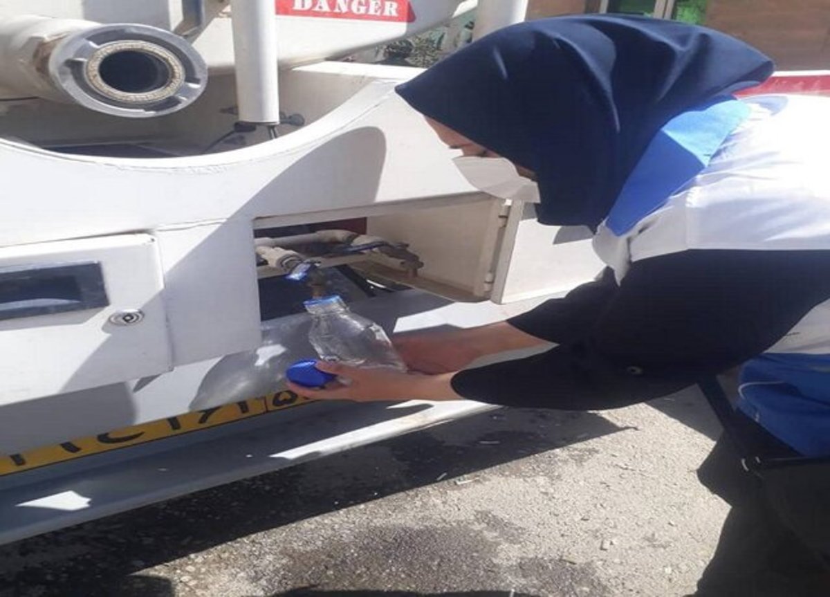 کنترل کیفی آب شرب روستای امامزاده داوود با نظارت دادستانی تهران