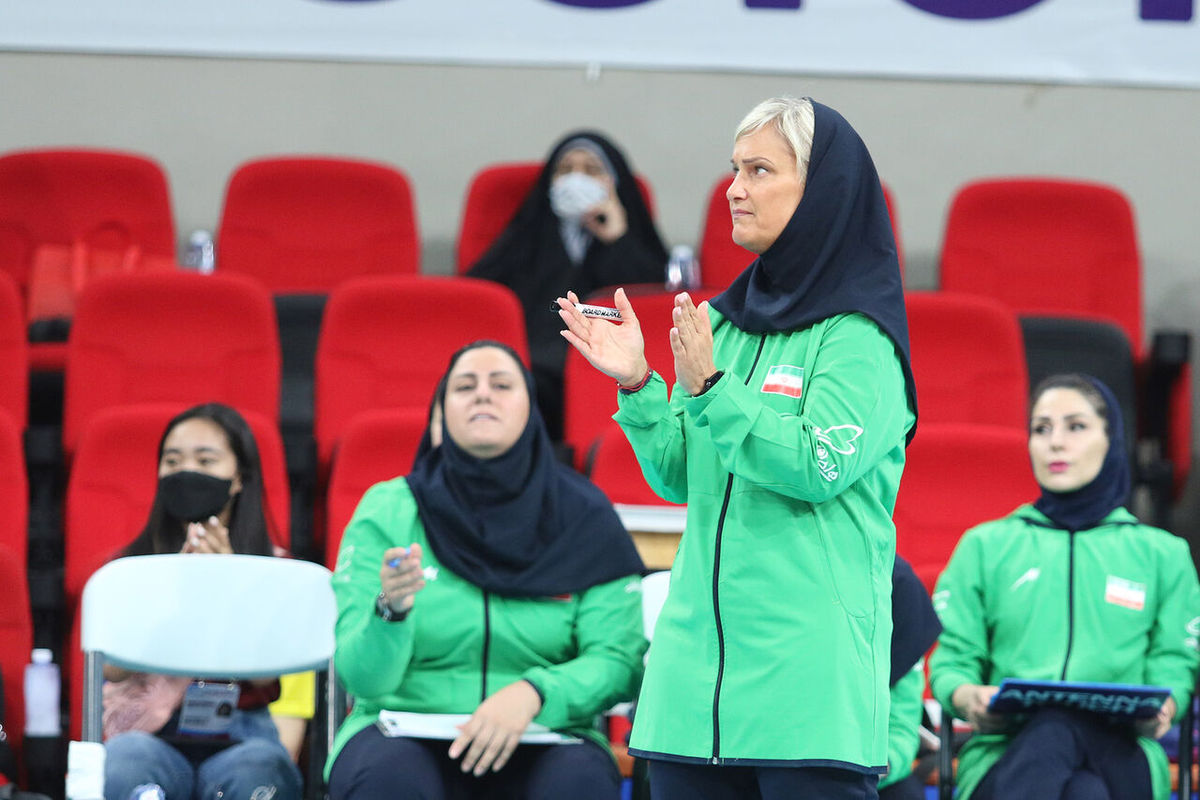 کمپدلی: والیبال زنان برای پیشرفت نیاز به دیدار تدارکاتی دارد