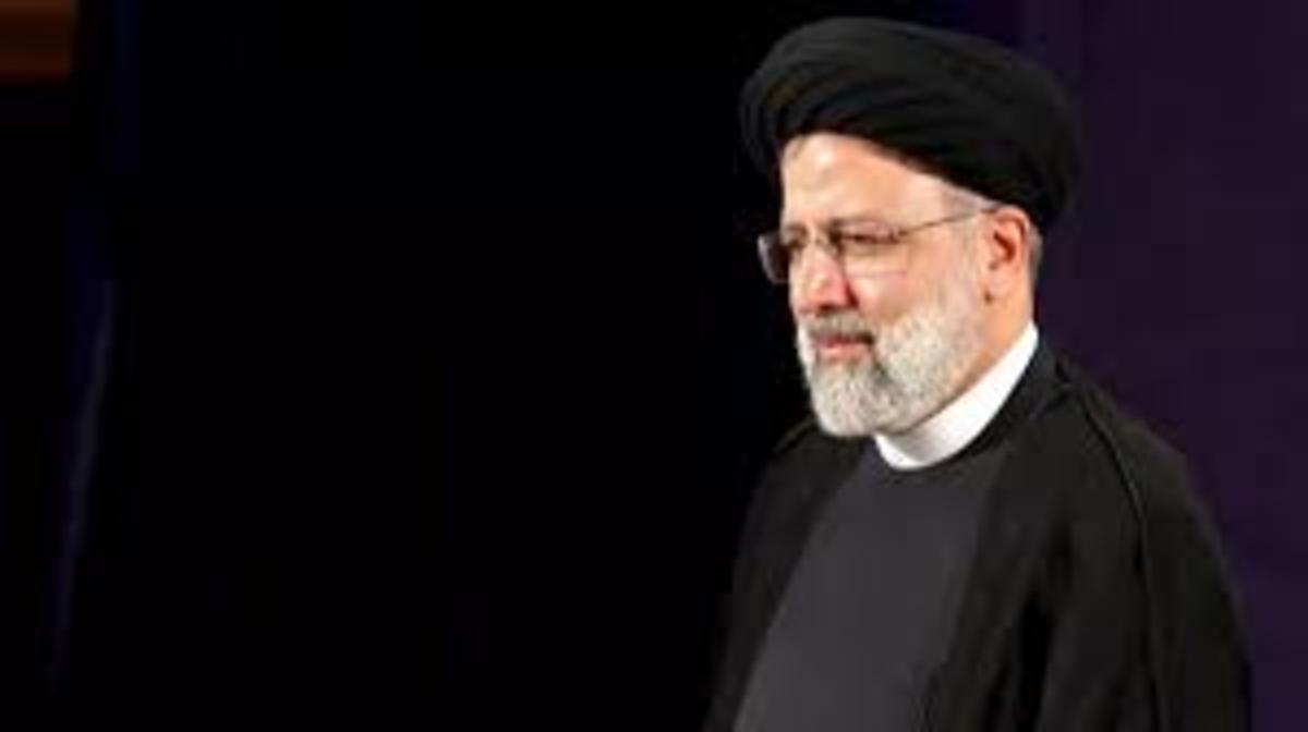 ۱۲ تحول رویکردی در ۱۲ ماه تلاش بی‌وقفه