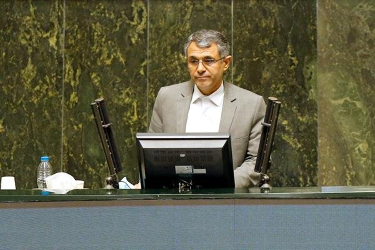 نماینده اردبیل در مجلس خواستار مداخله رئیسی در بازار مرغ شد