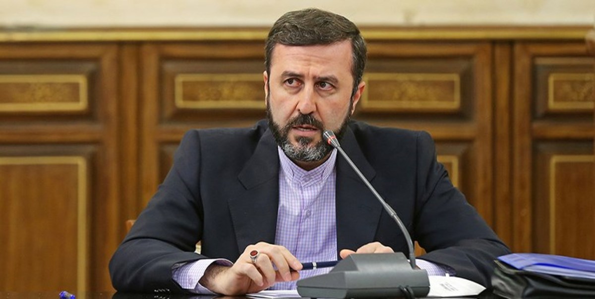 غریب آبادی: باقر نمازی به دلایل انسان دوستانه رفع ممنوع الخروجی شد