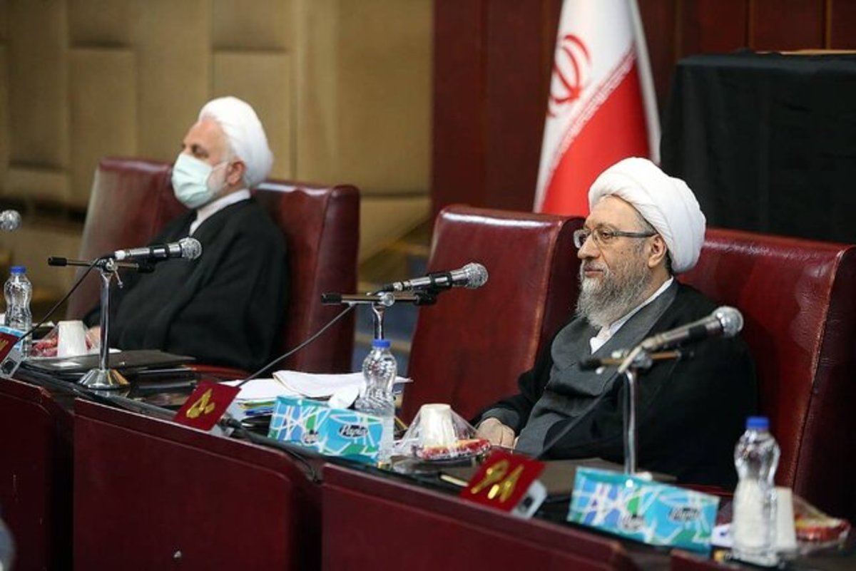 لاریجانی:دشمن با تمام قوای رسانه‌ای خود به میدان آمده تا بر امواج سوار شود
