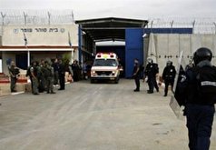 اعتصاب غذای بیش از ۹۰۰ اسیر فلسطینی در زندان «عوفر»