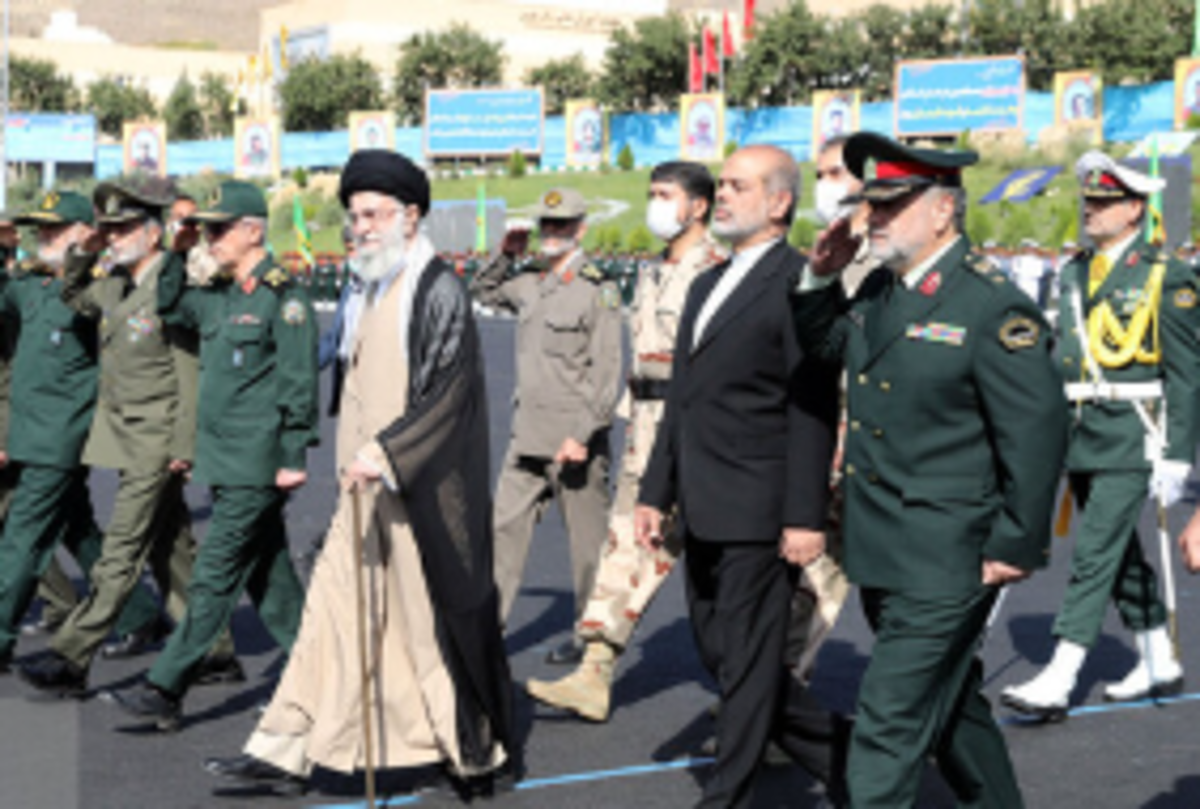تجدید بیعت فرماندهان نیرو‌های مسلح با فرمانده معظم کل قوا