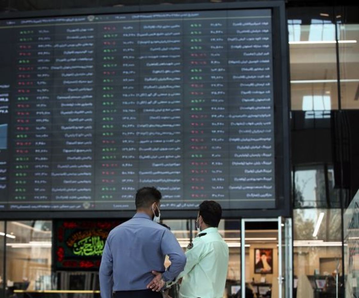 پیش‌بینی بهبود وضعیت شاخص بورس تا پایان سال ۱۴۰۱