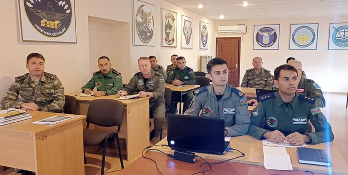 نیروی هوایی باکو تحت تعلیم ناتو