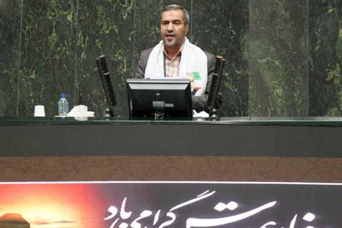 نماینده بیرجند از حال رفت