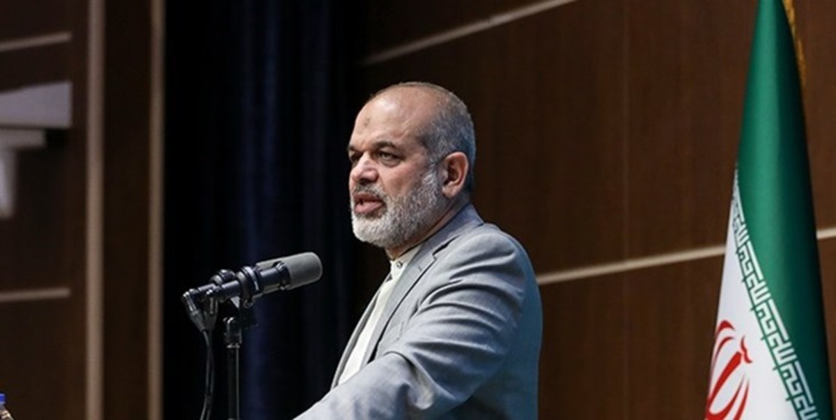 براندازی حکومت ایران یک فکر ابلهانه است/ناامنی سرمایه‌ها را از کردستان فراری می‌دهد