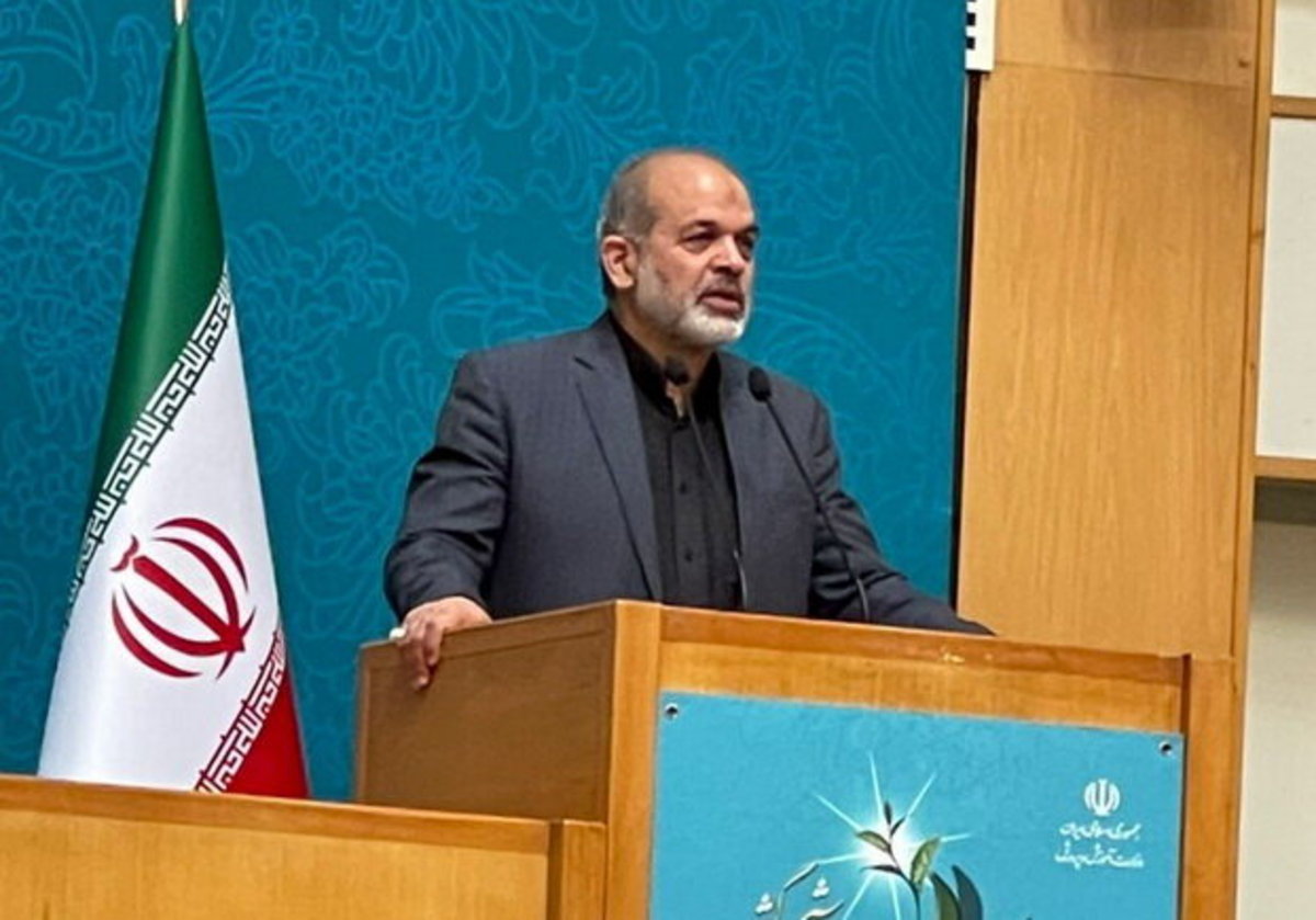 ایران اسلامی در اوج قدرت است/ دشمنان خیال باطل نکنند