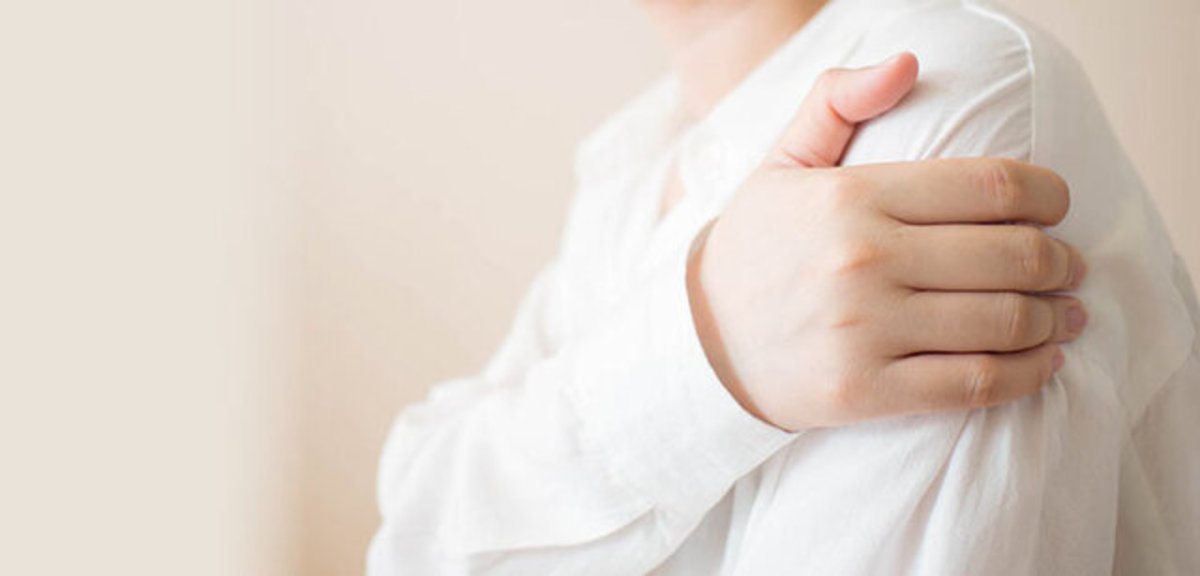 علائم و روش‌های تشخیص سرطان سینه